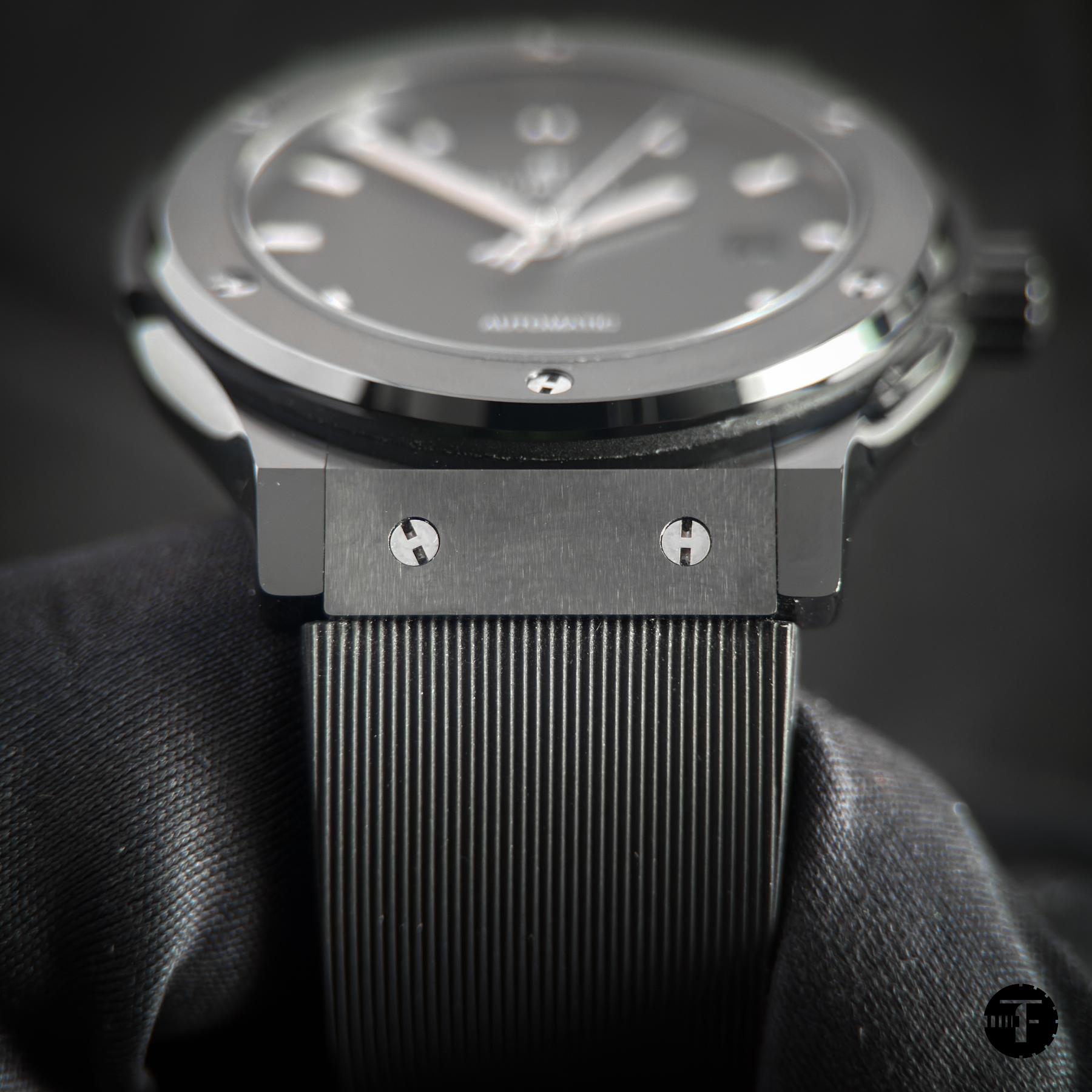 2022 Ceramic Hublot Classic Fusion Automatic 42mm